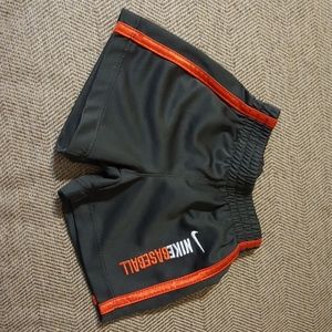 🏖3-6M Nike shorts